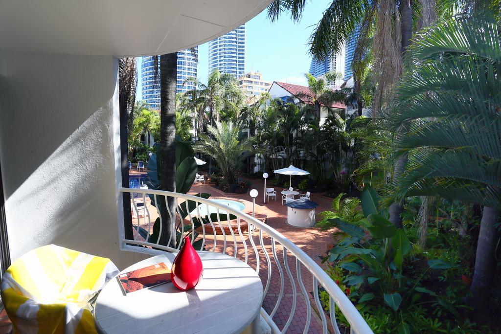 St Tropez Resort Gold Coast Exterior photo