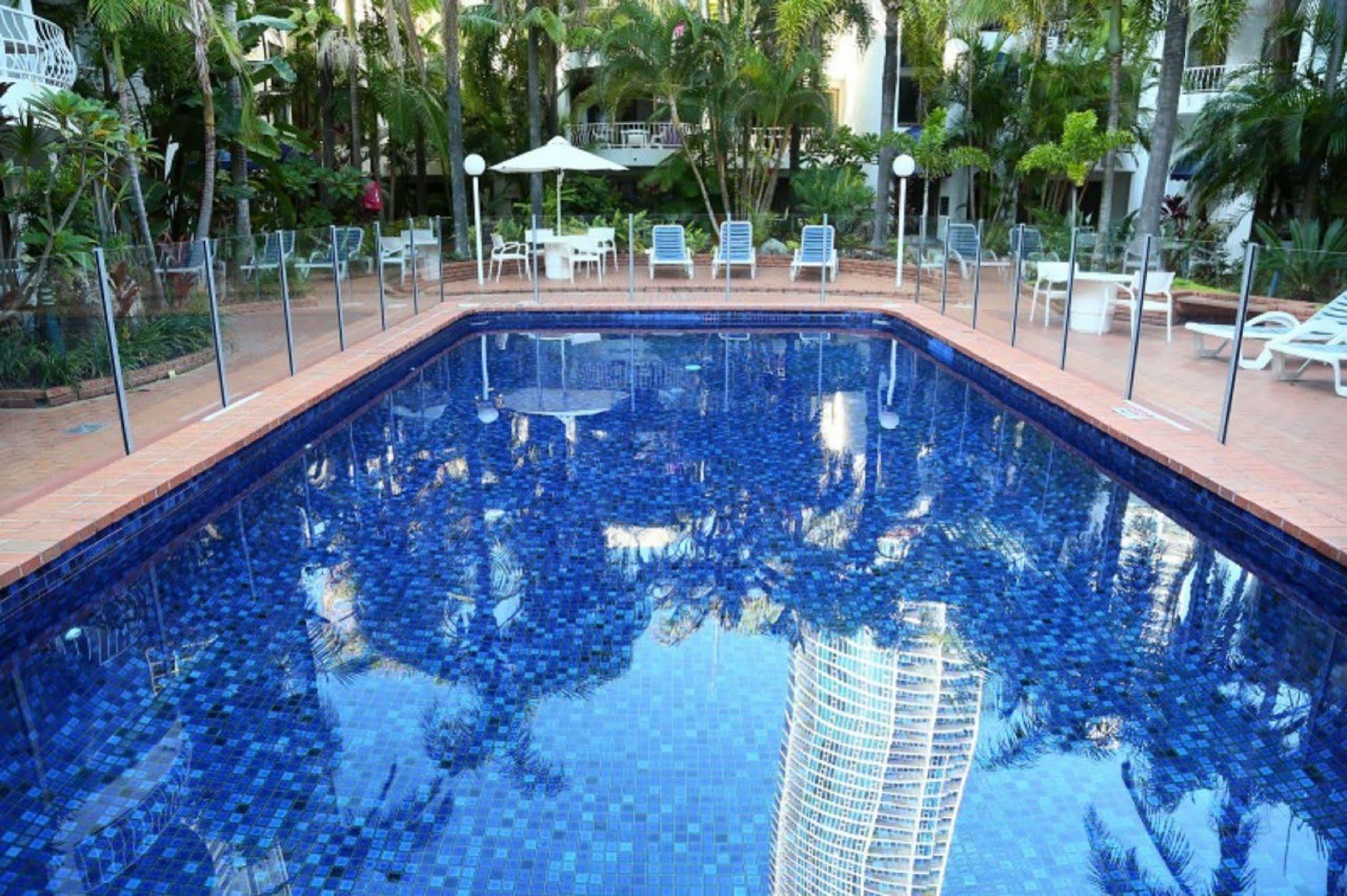 St Tropez Resort Gold Coast Exterior photo