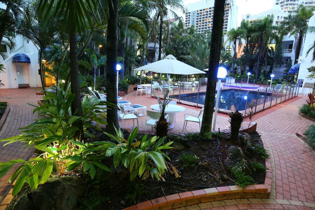 St Tropez Resort Gold Coast Exterior photo